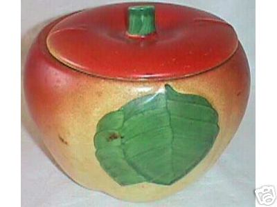 ADORABLE VINTAGE POTTERY APPLE CANISTER